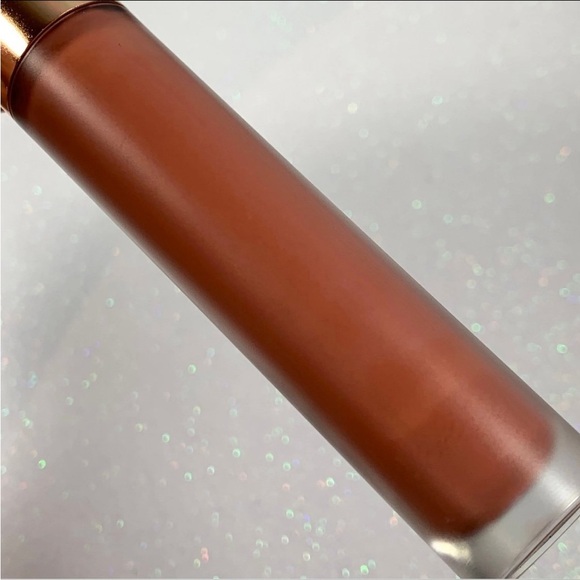 Charlotte Tilbury Honey Blur Liquid Lipstick BNIB - Picture 2 of 3